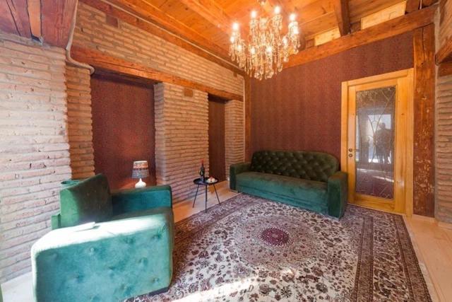 Green Door Tbilisi Luaran gambar